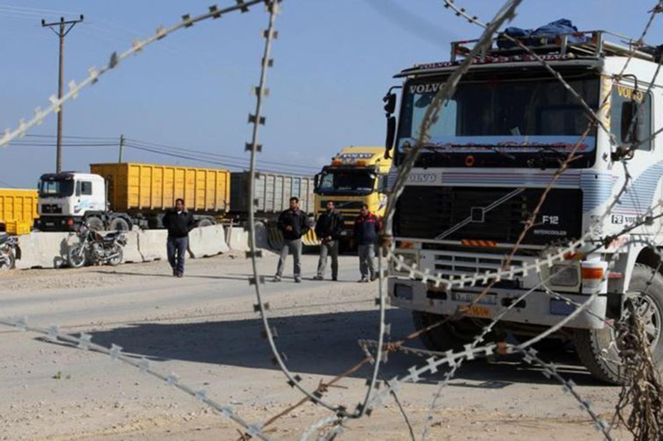 HAMAS slams zionist occupation regime for closing the only commercial crossing point
